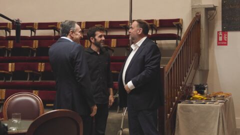 Aitor Esteban (PNV) y Oriol Junqueras (ERC) analizan el futuro del Gobierno en ‘Salvados’, este domingo en laSexta Aitor Esteban (PNV) y Oriol Junqueras (ERC) analizan el futuro del Gobierno en ‘Salvados’, este domingo en laSexta