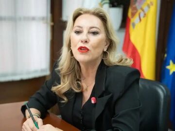 Carolina España, con Carlos Alsina en ‘Más de uno’: “Es incongruente que el Gobierno nos autorice más déficit, pero nos quiera condonar la deuda” Carolina España, con Carlos Alsina en ‘Más de uno’: “Es incongruente que el Gobierno nos autorice más déficit, pero nos quiera condonar la deuda”