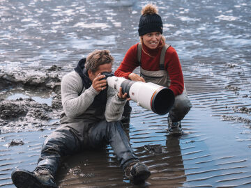 laSexta estrena mañana miércoles una nueva entrega de ‘Cazadores de Imágenes’, con Gotzon Mantuliz y Patricia Conde en Alaska