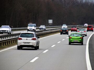 Noviembre cierra con 81 fallecidos en las carreteras, seis menos que en 2024 pese al aumento de la movilidad