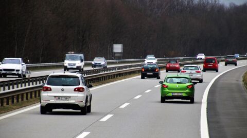 Noviembre cierra con 81 fallecidos en las carreteras, seis menos que en 2024 pese al aumento de la movilidad
