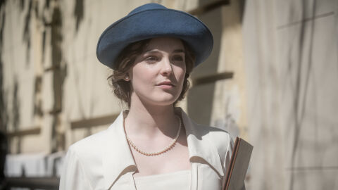 atresplayer estrena este domingo el &uacute;ltimo cap&iacute;tulo de &lsquo;Las hijas de la criada&rsquo; en el que Clara intenta sacar adelante el negocio de la familia