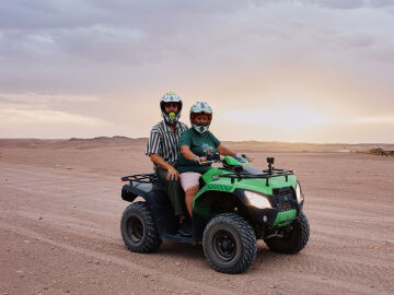 Roberto Leal y su madre, Mercedes Guillén, viajan a Marrakech en la tercera entrega de ‘Nos vamos de madre’, este miércoles en el Prime Time de Antena 3 Roberto Leal y su madre, Mercedes Guillén, viajan a Marrakech en la tercera entrega de ‘Nos vamos de madre’, este miércoles en el Prime Time de Antena 3