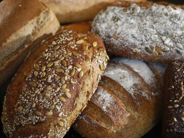 Ni adelgazan "por s&iacute; solos" ni son siempre mejores; los consejos definitivos para consumir alimentos integrales con sentido com&uacute;n