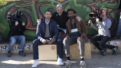 Finaliza el rodaje de ‘La Roja’, la nueva película de Atresmedia Cine dirigida por Marcel Barrena Finaliza el rodaje de ‘La Roja’, la nueva película de Atresmedia Cine dirigida por Marcel Barrena