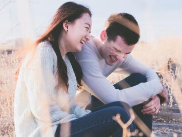 La ciencia lo confirma: re&iacute;r a carcajadas es un chute de bienestar para el cerebro