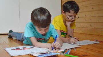 Un estudio revelador nos asegura que jugar al aire libre reduce a la mitad el riesgo de sufrir miopía infantil