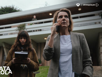 Antena 3 desvela las primeras im&aacute;genes de &lsquo;&Aacute;gata y Lola&rsquo;, su nueva serie para el Prime Time protagonizada por Eva Mart&iacute;n y Mireia Oriol