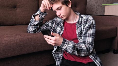 El impacto desigual de las redes sociales en los jóvenes El impacto desigual de las redes sociales en los jóvenes