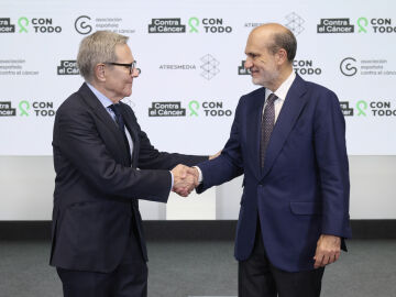 La Asociación Española Contra el Cáncer y los servicios informativos de Antena 3, laSexta y Onda Cero lanzan la iniciativa “Contra el cáncer, CON TODO” La Asociación Española Contra el Cáncer y los servicios informativos de Antena 3, laSexta y Onda Cero lanzan la iniciativa “Contra el cáncer, CON TODO”