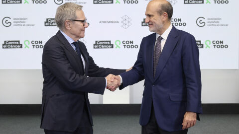 La Asociación Española Contra el Cáncer y los servicios informativos de Antena 3, laSexta y Onda Cero lanzan la iniciativa “Contra el cáncer, CON TODO” La Asociación Española Contra el Cáncer y los servicios informativos de Antena 3, laSexta y Onda Cero lanzan la iniciativa “Contra el cáncer, CON TODO”