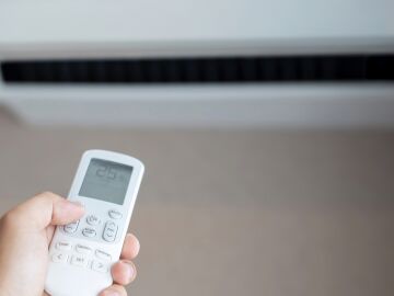 El gran dilema del aire acondicionado: una soluci&oacute;n &laquo;no sostenible&raquo; pero vital ante el calor