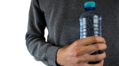 La deshidratación severa por calor puede acabar en la UCI, estas son las señales de alarma La deshidratación severa por calor puede acabar en la UCI, estas son las señales de alarma
