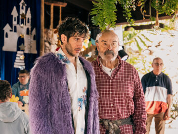 ‘Haciendo amigos’, la nueva comedia de Antonio Resines y Quim Gutiérrez, ya está en cines ‘Haciendo amigos’, la nueva comedia de Antonio Resines y Quim Gutiérrez, ya está en cines