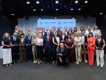 Fundación Mutua Madrileña y Antena 3 Noticias reconocen a 35 ayuntamientos por sus proyectos frente a la violencia de género Fundación Mutua Madrileña y Antena 3 Noticias reconocen a 35 ayuntamientos por sus proyectos frente a la violencia de género