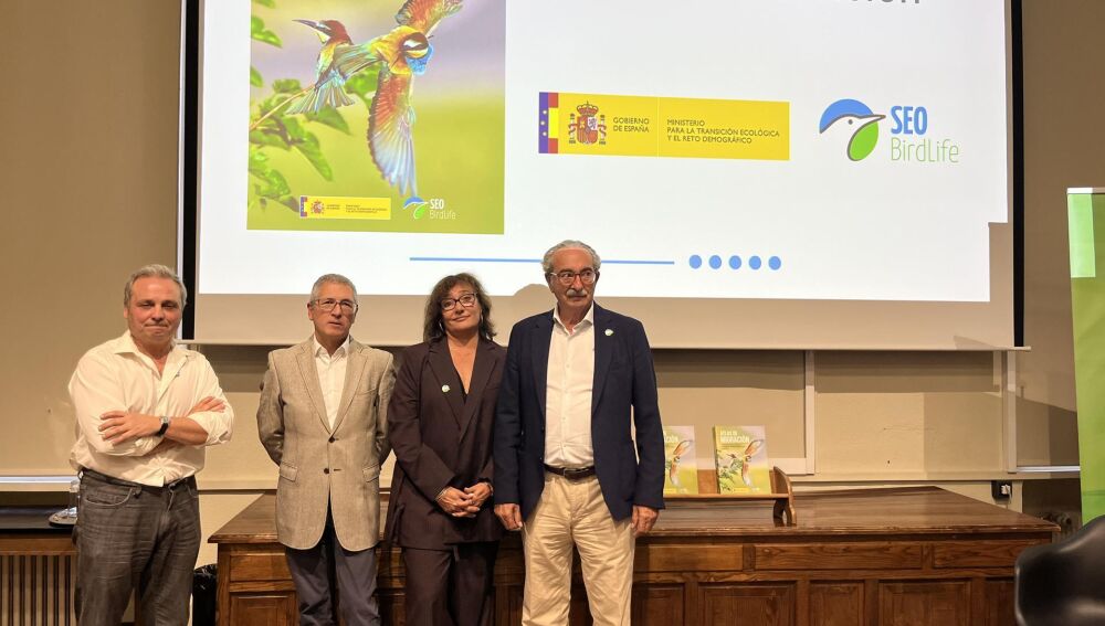 Imagen del acto de presentación del 'Atlas de Migración: Comportamiento espacial y dinámica temporal de las aves en España' Imagen del acto de presentación del 'Atlas de Migración: Comportamiento espacial y dinámica temporal de las aves en España'