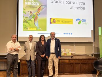 Imagen del acto de presentación del 'Atlas de Migración: Comportamiento espacial y dinámica temporal de las aves en España' Imagen del acto de presentación del 'Atlas de Migración: Comportamiento espacial y dinámica temporal de las aves en España'