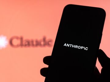 Por qué Anthropic prohíbe el maltrato a la IA: lo que la empatía artificial dice de los usuarios Por qué Anthropic prohíbe el maltrato a la IA: lo que la empatía artificial dice de los usuarios